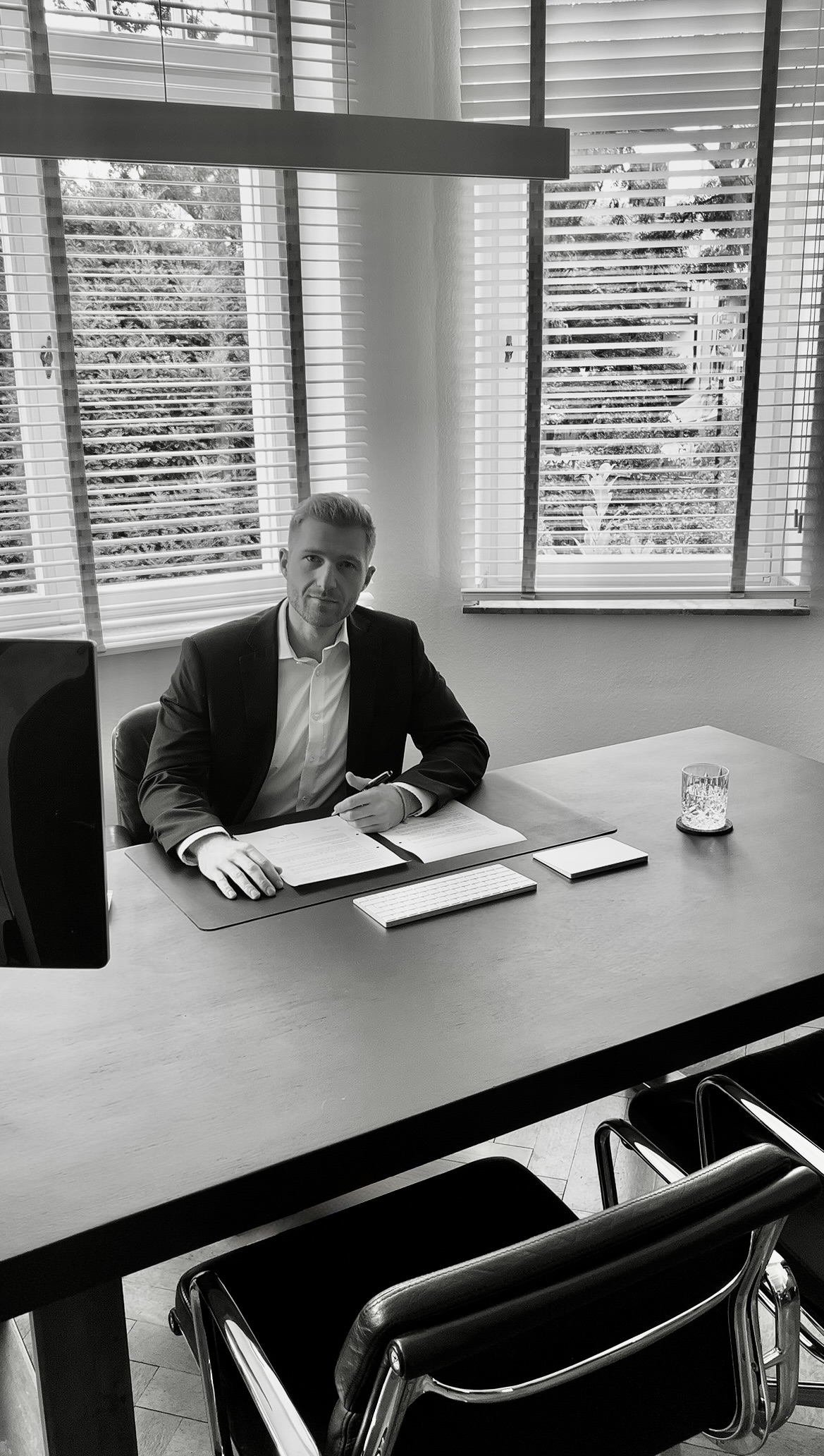 Laurenz Billig, Rechtsanwalt — Rechtsanwaltskanzlei ENZO Düsseldorf